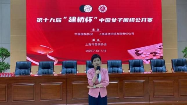 阿曼国家队官方宣布了两场热身赛的时间，12月29日阿曼将对阵中国队，1月6日阿曼对阵阿联酋队。
